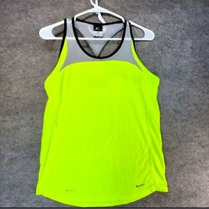Nike Women’s Dri Fit Top Yellow Size XL